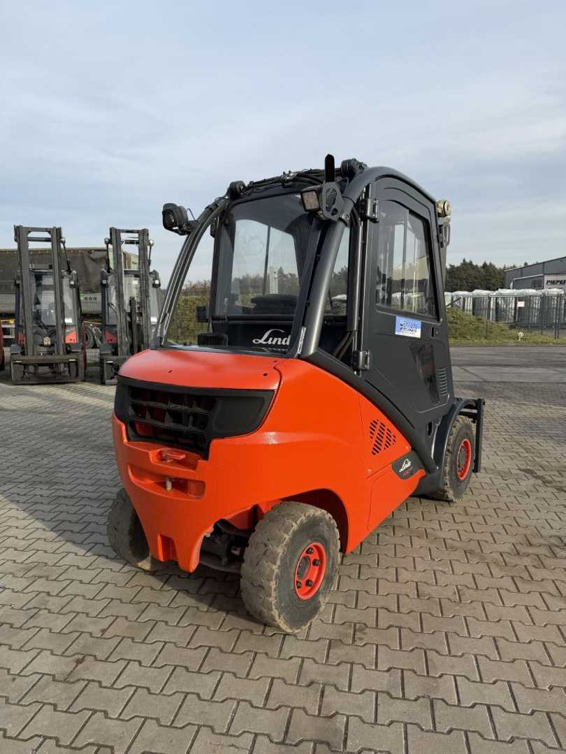 Used Forklift Linde H30D-02 4 riteņu dakšu iekrāvējs (Image 4) Used Forklift Linde H30D-02 4 riteņu dakšu iekrāvējs (Image 4)