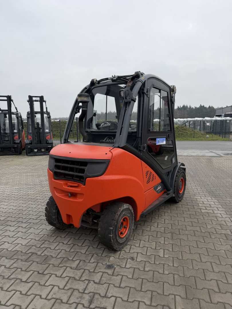 Used Forklift Linde H30D-02 4 riteņu dakšu iekrāvējs (Image 4) Used Forklift Linde H30D-02 4 riteņu dakšu iekrāvējs (Image 4)