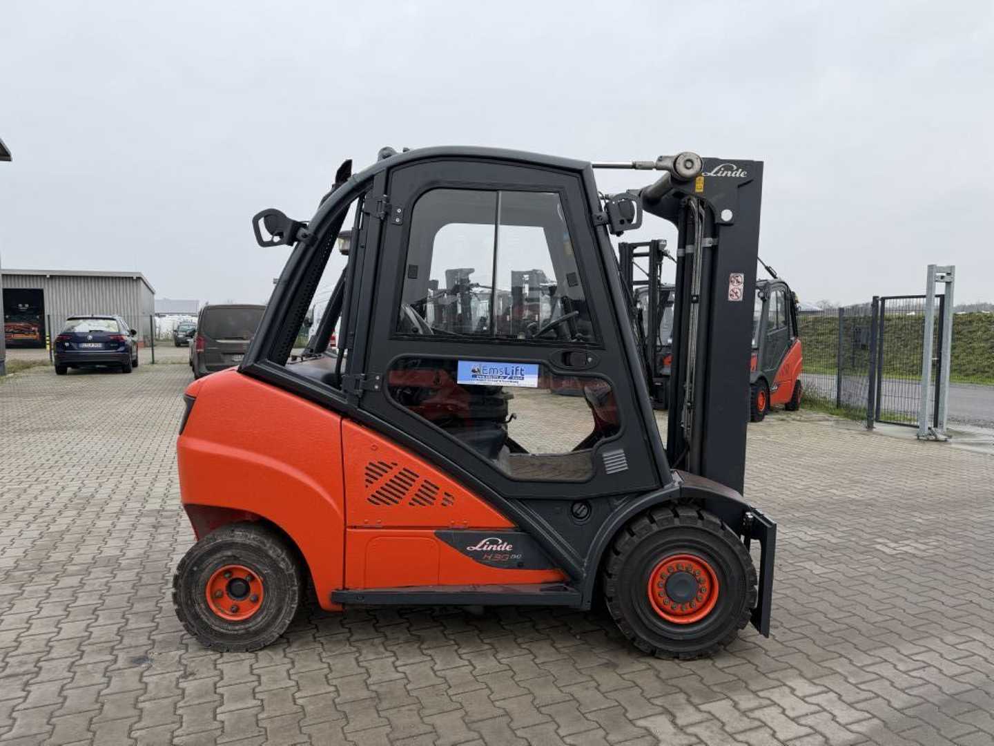 Used Forklift Linde H30D-02 4 riteņu dakšu iekrāvējs (Image 10) Used Forklift Linde H30D-02 4 riteņu dakšu iekrāvējs (Image 10)