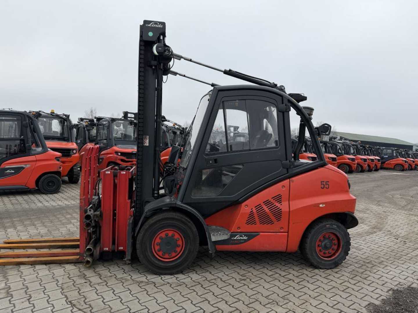 Used Forklift Linde H50D-02/600 4 riteņu dakšu iekrāvējs (Image 9) Used Forklift Linde H50D-02/600 4 riteņu dakšu iekrāvējs (Image 9)