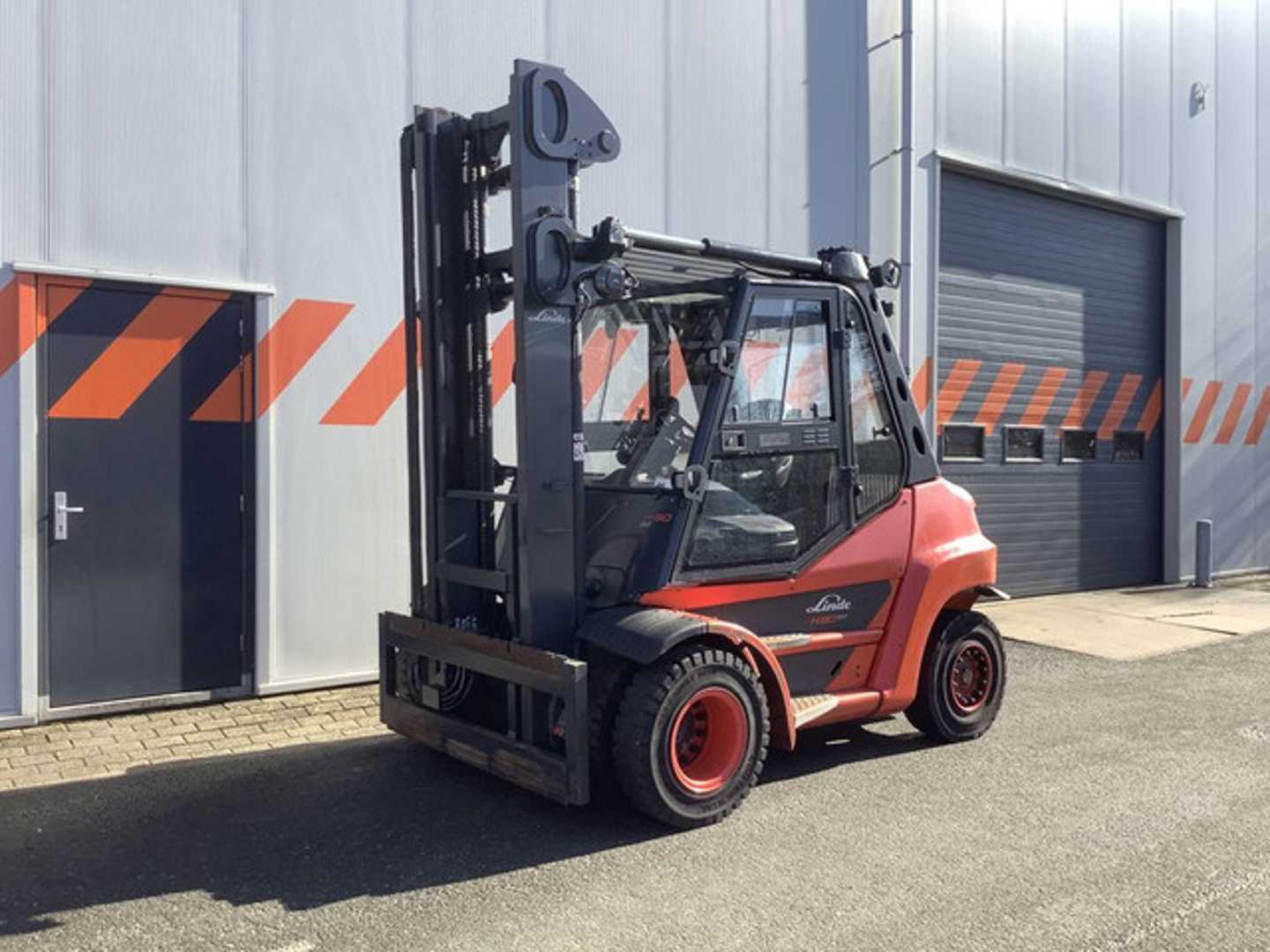 Used Forklift Linde H80D-03 4 riteņu dakšu iekrāvējs (Image 1) Used Forklift Linde H80D-03 4 riteņu dakšu iekrāvējs (Image 1)