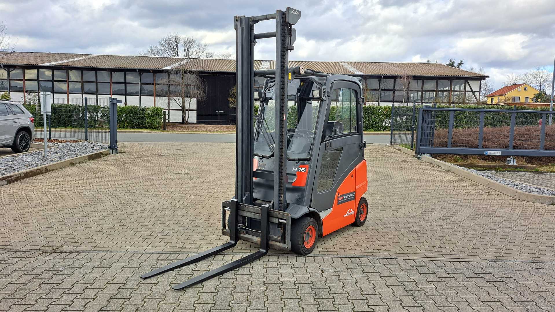 Used Forklift Linde H16D 4 riteņu dakšu iekrāvējs (Image 13)