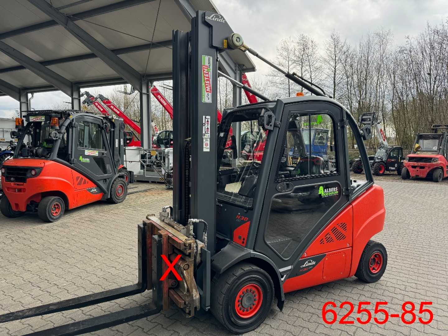 Used Forklift Linde H 30 D 02 EVO 4 riteņu dakšu iekrāvējs (Image 1) Used Forklift Linde H 30 D 02 EVO 4 riteņu dakšu iekrāvējs (Image 1)