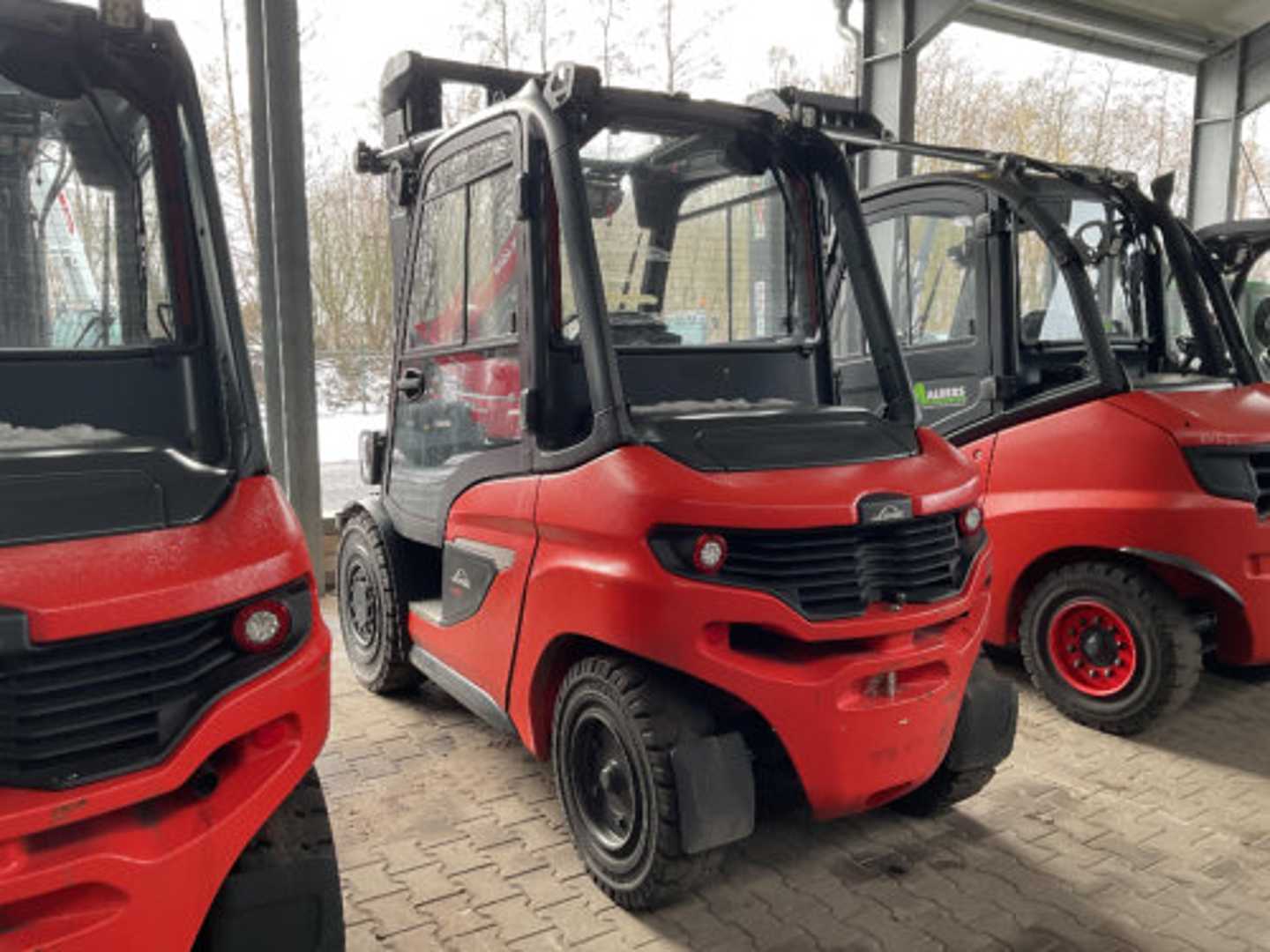 Used Forklift Linde H 50 D (1204) 4 riteņu dakšu iekrāvējs (Image 1) Used Forklift Linde H 50 D (1204) 4 riteņu dakšu iekrāvējs (Image 1)