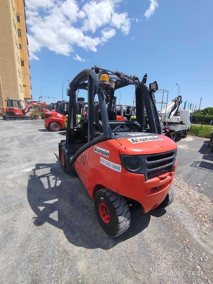 Used Forklift Linde H 35 D-01 4 riteņu dakšu iekrāvējs (Image 3) Used Forklift Linde H 35 D-01 4 riteņu dakšu iekrāvējs (Image 3)