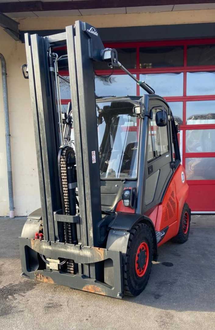 Used Forklift Linde H50D-02 4 riteņu dakšu iekrāvējs (Image 1) Used Forklift Linde H50D-02 4 riteņu dakšu iekrāvējs (Image 1)