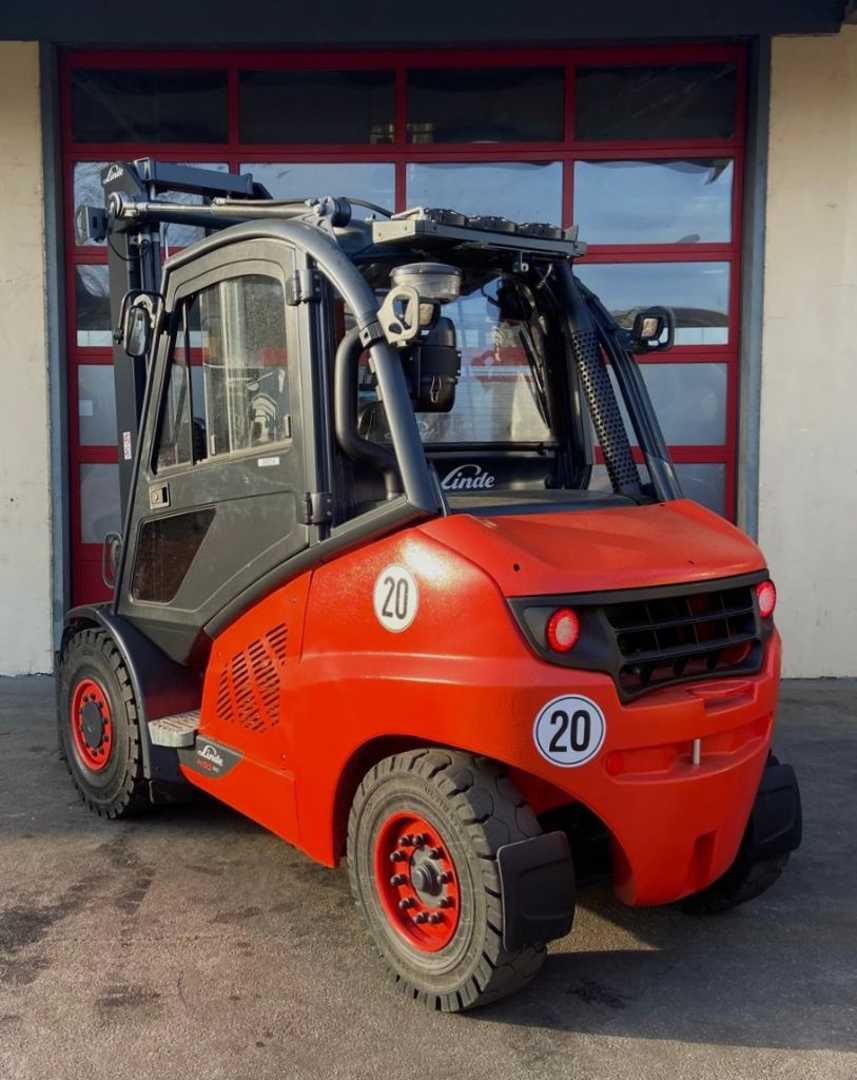 Used Forklift Linde H50D-02 4 riteņu dakšu iekrāvējs (Image 3) Used Forklift Linde H50D-02 4 riteņu dakšu iekrāvējs (Image 3)