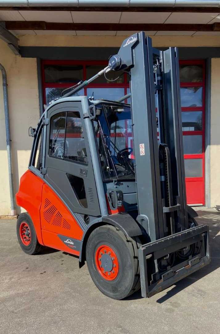 Used Forklift Linde H50D-02/600 4 riteņu dakšu iekrāvējs (Image 2)