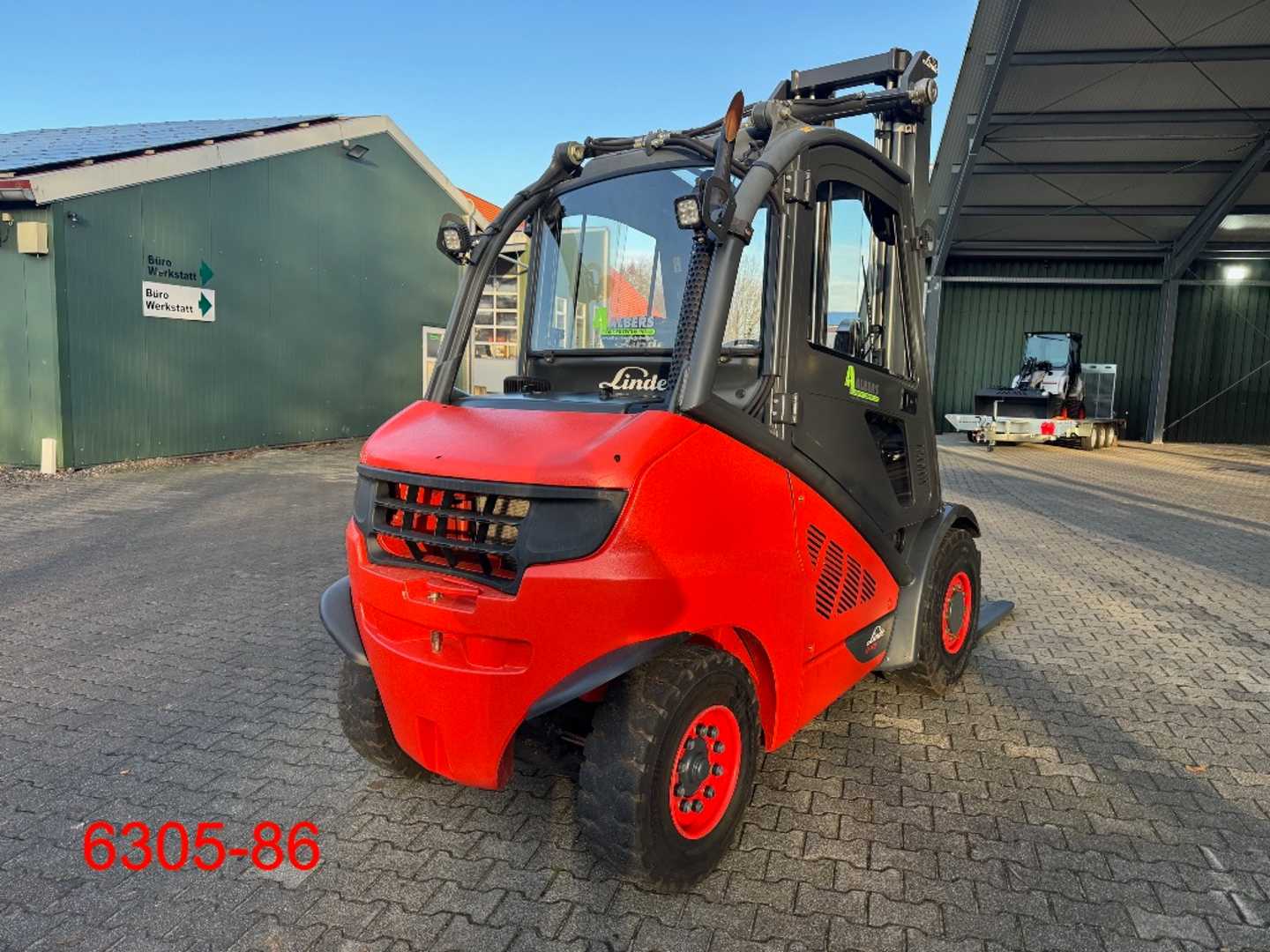Used Forklift Linde H 45 D 4 riteņu dakšu iekrāvējs (Image 15) Used Forklift Linde H 45 D 4 riteņu dakšu iekrāvējs (Image 15)