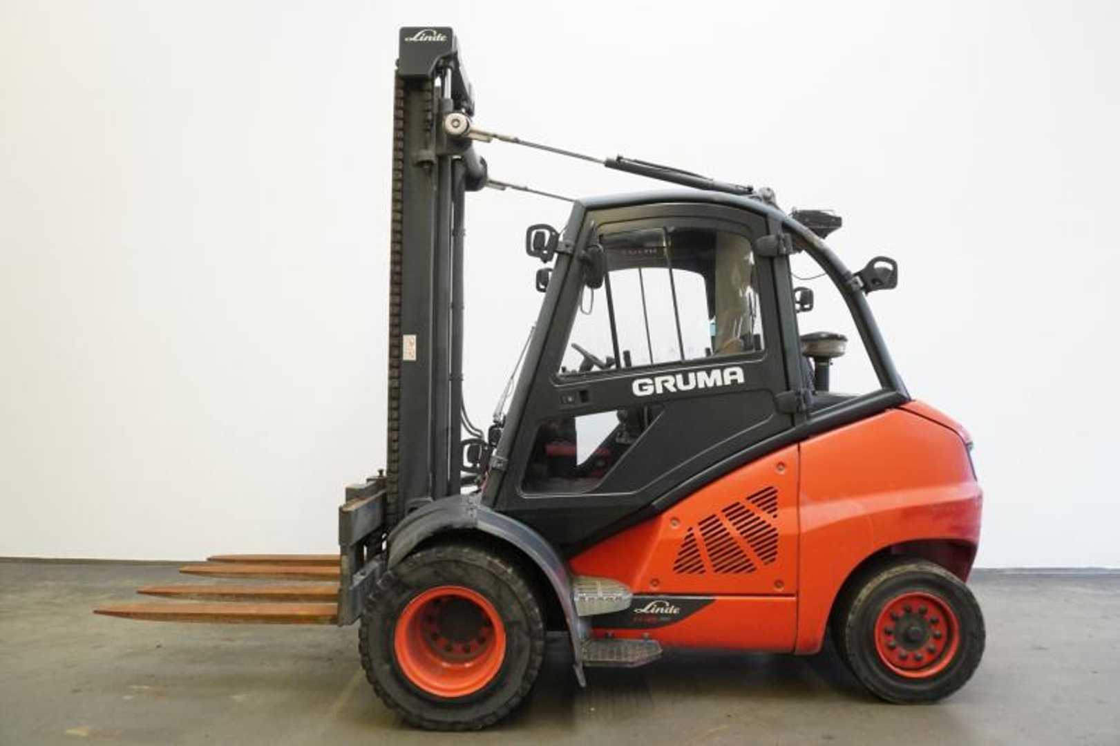 Used Forklift Linde H 45 D (3B) EVO 394-02 4 riteņu dakšu iekrāvējs (Image 4) Used Forklift Linde H 45 D (3B) EVO 394-02 4 riteņu dakšu iekrāvējs (Image 4)