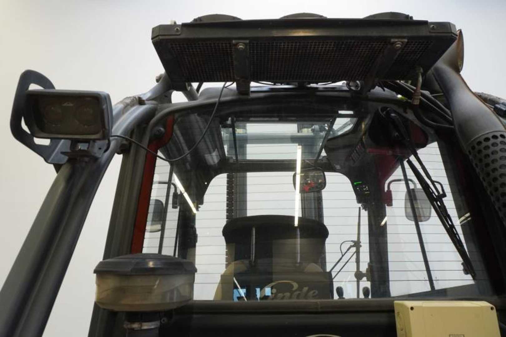 Used Forklift Linde H 45 D (3B) EVO 394-02 4 riteņu dakšu iekrāvējs (Image 8) Used Forklift Linde H 45 D (3B) EVO 394-02 4 riteņu dakšu iekrāvējs (Image 8)
