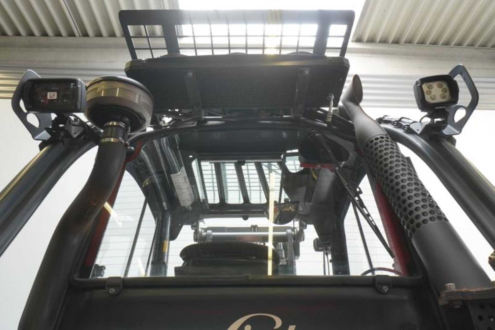 Used Forklift Linde H 45 D EVO 394-02 4 riteņu dakšu iekrāvējs (Image 8) Used Forklift Linde H 45 D EVO 394-02 4 riteņu dakšu iekrāvējs (Image 8)