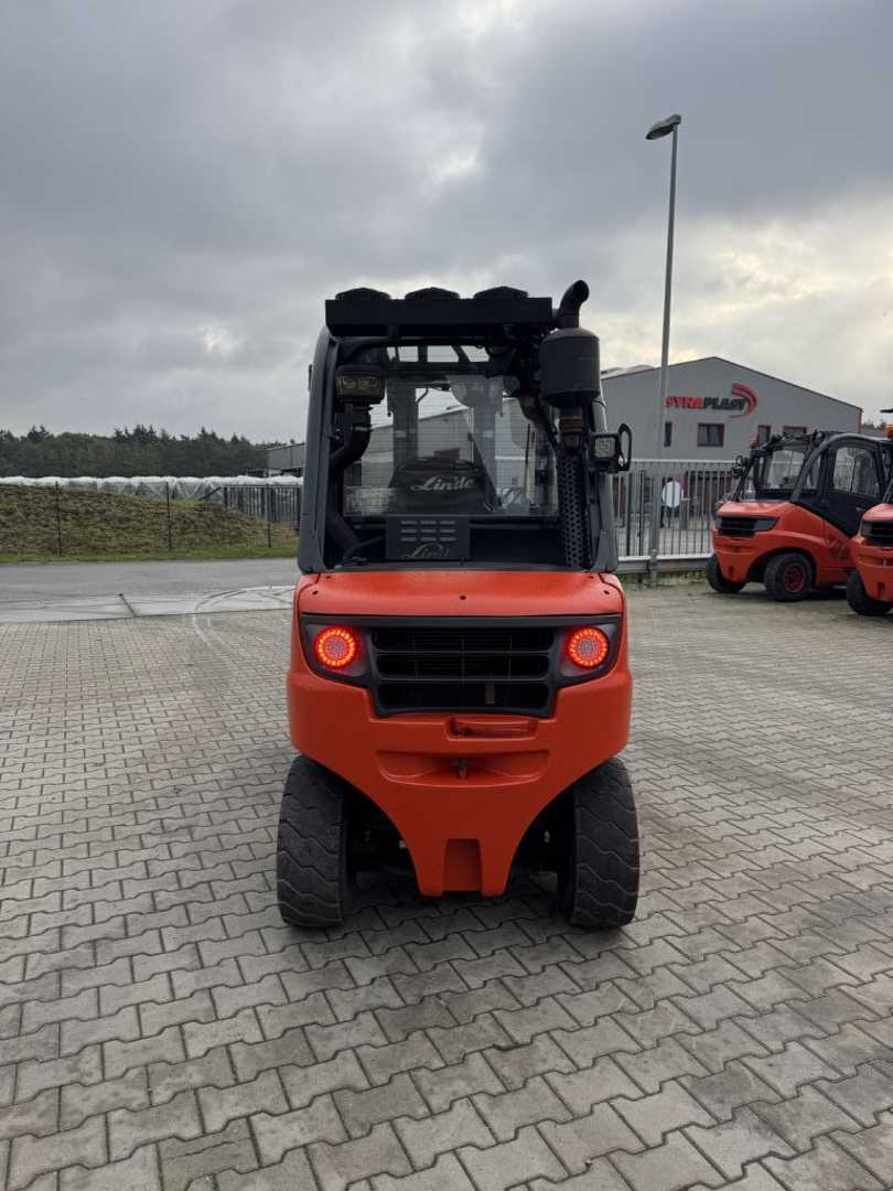 Used Forklift Linde H25D-02 4 riteņu dakšu iekrāvējs (Image 5)