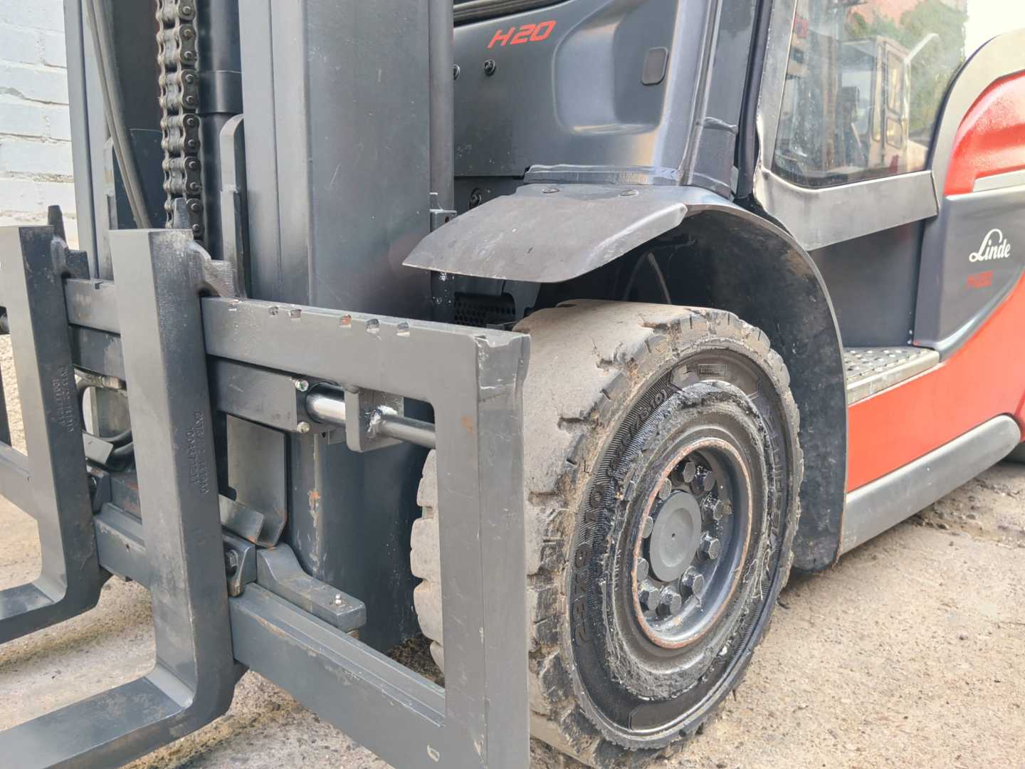Used Forklift Linde H20D/600 4 riteņu dakšu iekrāvējs (Image 4)