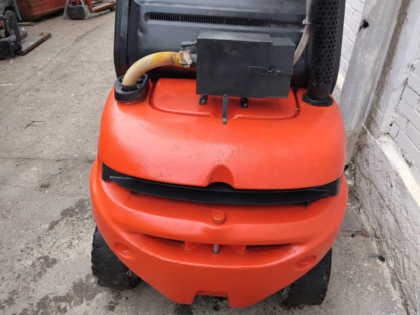 Used Forklift Linde H35D-03 4 riteņu dakšu iekrāvējs (Image 5) Used Forklift Linde H35D-03 4 riteņu dakšu iekrāvējs (Image 5)