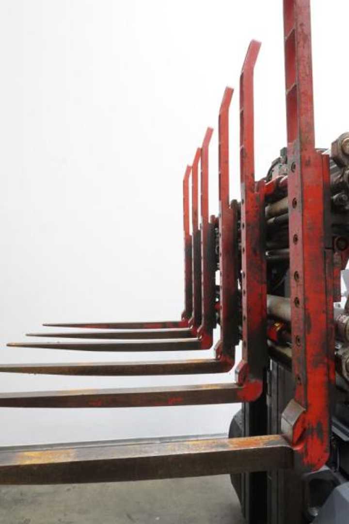 Used Forklift Linde H 50 D EVO 394-02 4 riteņu dakšu iekrāvējs (Image 5) Used Forklift Linde H 50 D EVO 394-02 4 riteņu dakšu iekrāvējs (Image 5)
