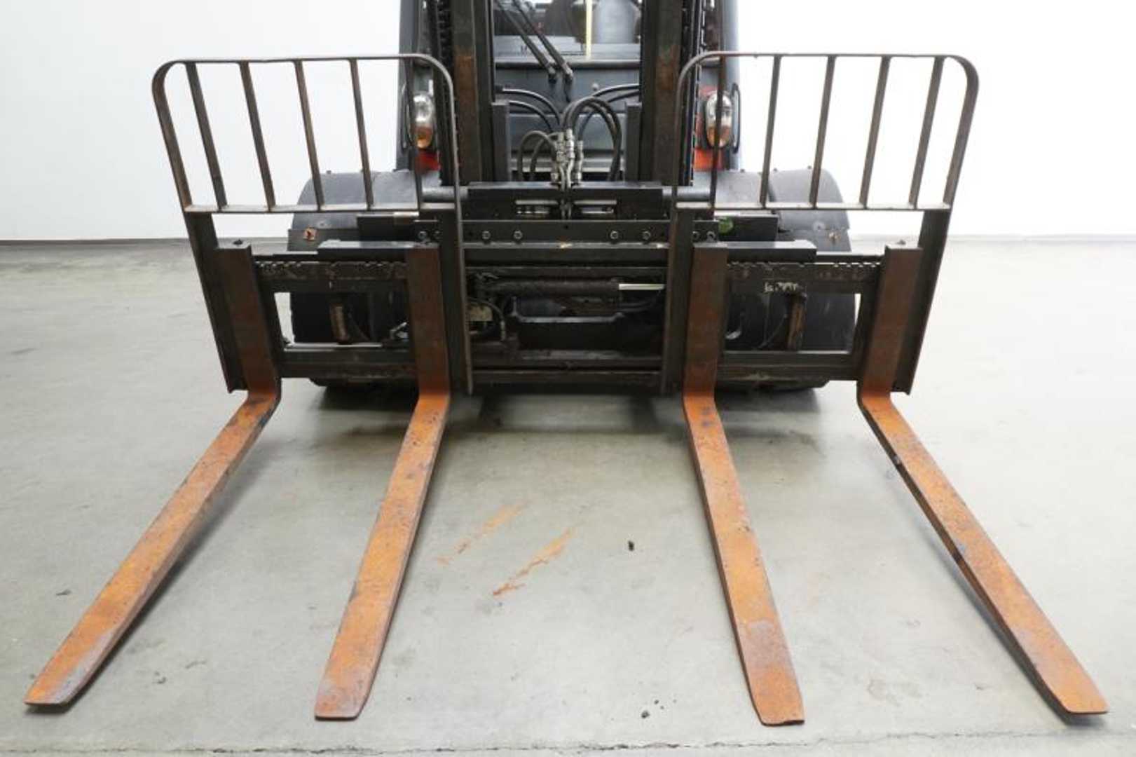 Used Forklift Linde H 40 D EVO 394-02 4 riteņu dakšu iekrāvējs (Image 6) Used Forklift Linde H 40 D EVO 394-02 4 riteņu dakšu iekrāvējs (Image 6)