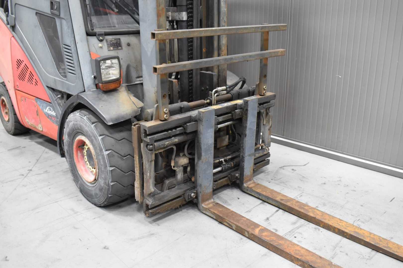 Used Forklift Linde H 30 D - 02 /58610/ 4 riteņu dakšu iekrāvējs (Image 6)