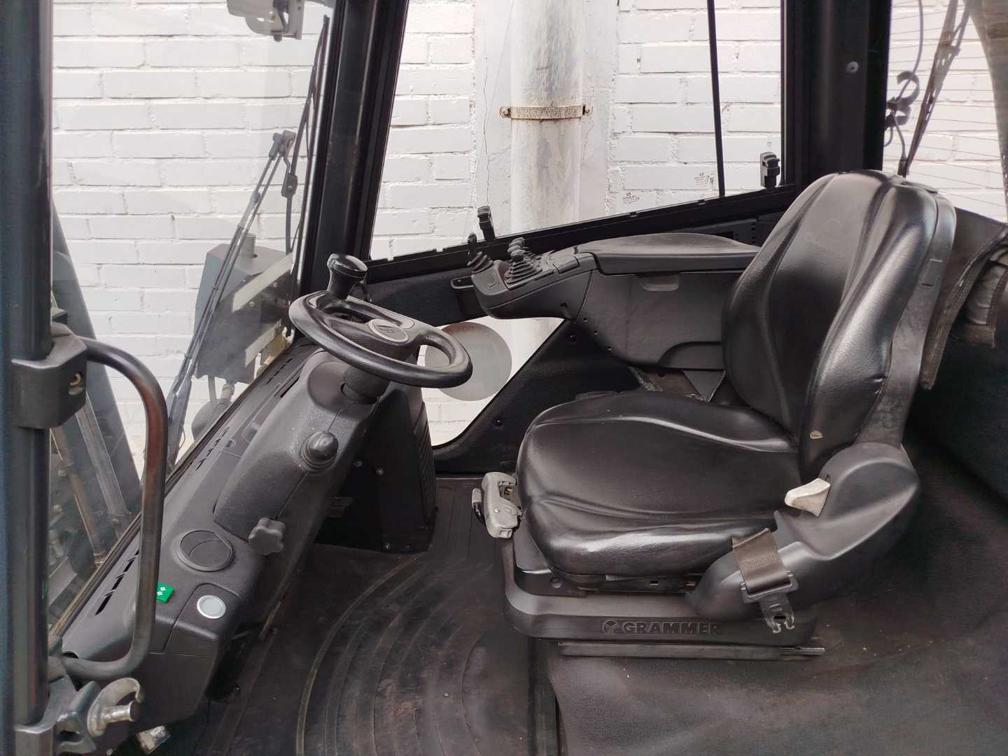 Used Forklift Linde H40D-01 4 riteņu dakšu iekrāvējs (Image 7) Used Forklift Linde H40D-01 4 riteņu dakšu iekrāvējs (Image 7)