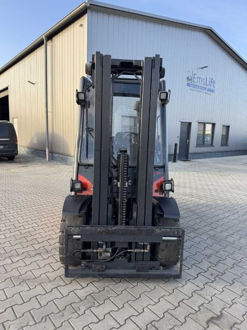 Used Forklift Linde H30D-02 4 riteņu dakšu iekrāvējs (Image 2) Used Forklift Linde H30D-02 4 riteņu dakšu iekrāvējs (Image 2)