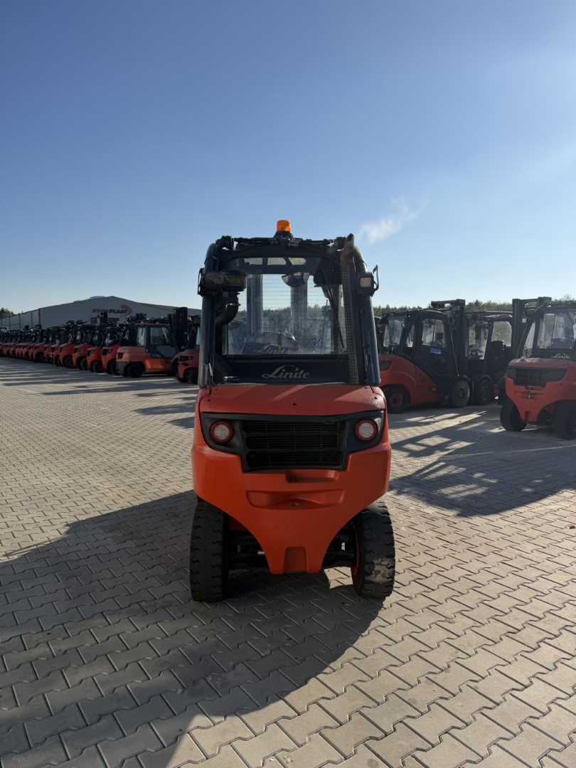 Used Forklift Linde H30D-02 4 riteņu dakšu iekrāvējs (Image 5) Used Forklift Linde H30D-02 4 riteņu dakšu iekrāvējs (Image 5)