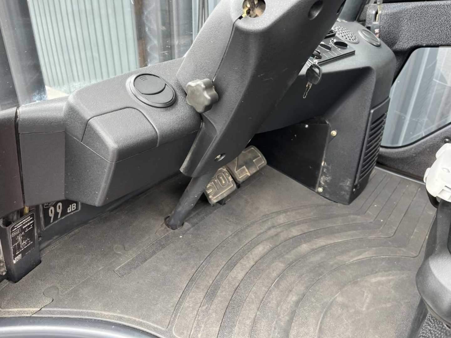 Used Forklift Linde H50D-02 4 riteņu dakšu iekrāvējs (Image 9) Used Forklift Linde H50D-02 4 riteņu dakšu iekrāvējs (Image 9)