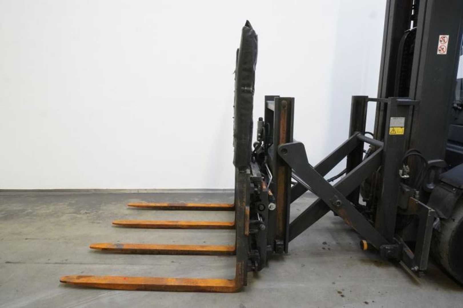 Used Forklift Linde H 50 D EVO 394-02 4 riteņu dakšu iekrāvējs (Image 6) Used Forklift Linde H 50 D EVO 394-02 4 riteņu dakšu iekrāvējs (Image 6)