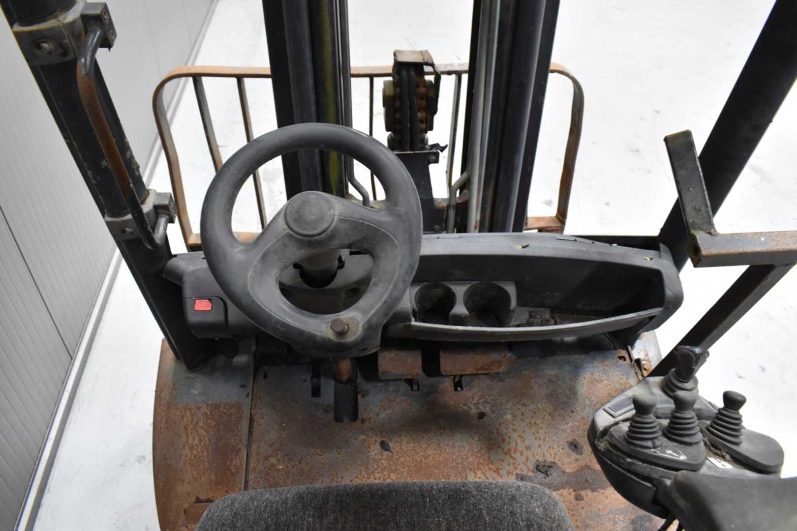 Used Forklift Linde H 30 D /58709/ 4 riteņu dakšu iekrāvējs (Image 7) Used Forklift Linde H 30 D /58709/ 4 riteņu dakšu iekrāvējs (Image 7)