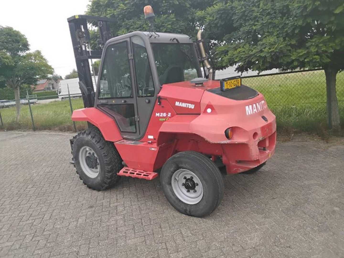Used Forklift Manitou M26-2 P ST3B S4-EU 4 riteņu dakšu iekrāvējs (Image 3) Used Forklift Manitou M26-2 P ST3B S4-EU 4 riteņu dakšu iekrāvējs (Image 3)
