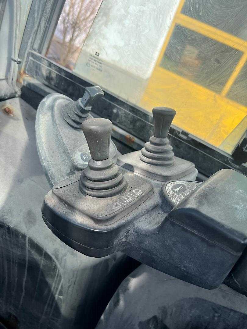 Used Forklift STILL RX70-45 4 riteņu dakšu iekrāvējs (Image 9) Used Forklift STILL RX70-45 4 riteņu dakšu iekrāvējs (Image 9)
