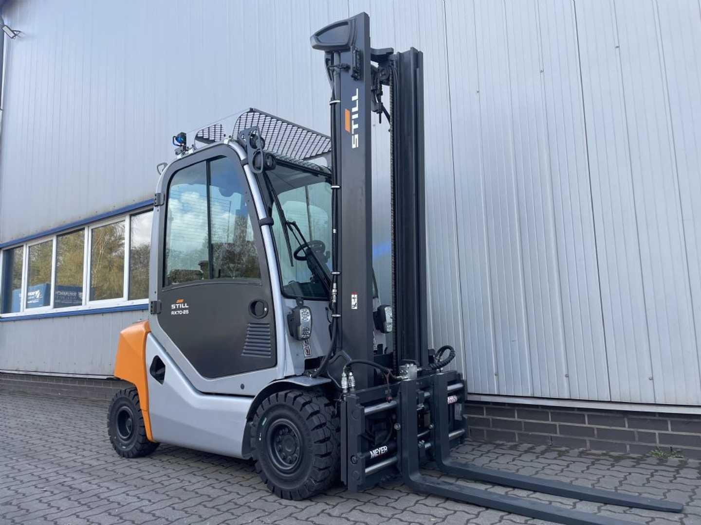 Used Forklift STILL RX70-25 | YOM 2022 | NEW TIRES | CAMERA 4 riteņu dakšu iekrāvējs (Image 5)