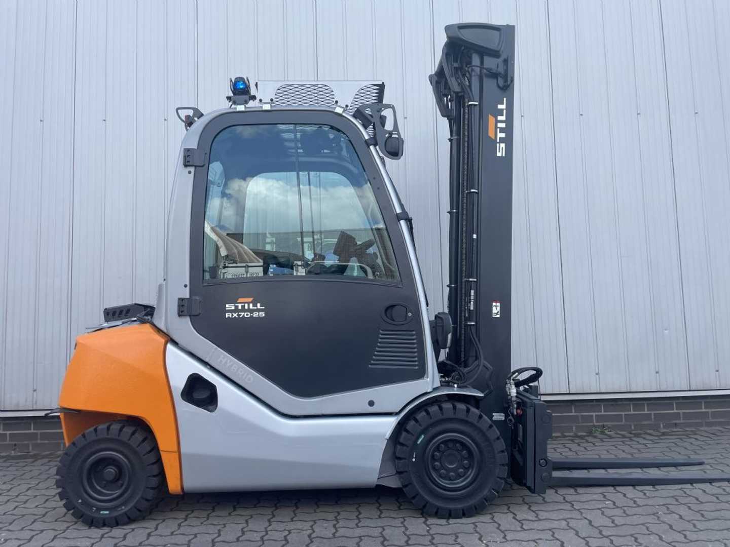Used Forklift STILL RX70-25 | YOM 2022 | NEW TIRES | CAMERA 4 riteņu dakšu iekrāvējs (Image 8)