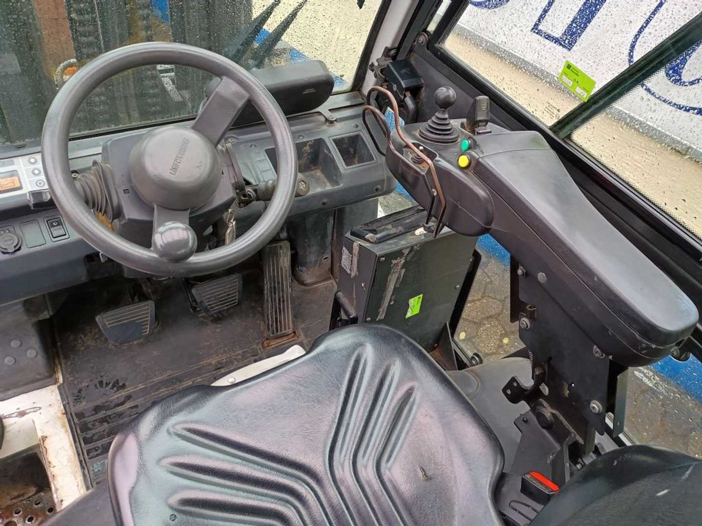 Used Forklift UniCarriers YG1D2A32Q (DX32) 4 riteņu dakšu iekrāvējs (Image 4) Used Forklift UniCarriers YG1D2A32Q (DX32) 4 riteņu dakšu iekrāvējs (Image 4)