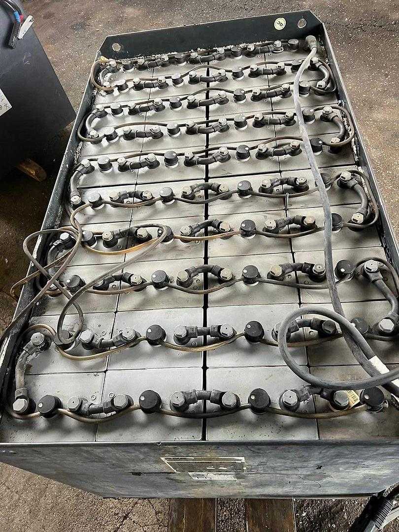 Used Forklift Carer R60H2 - 4000mm 4 riteņu dakšu iekrāvējs (Image 10) Used Forklift Carer R60H2 - 4000mm 4 riteņu dakšu iekrāvējs (Image 10)