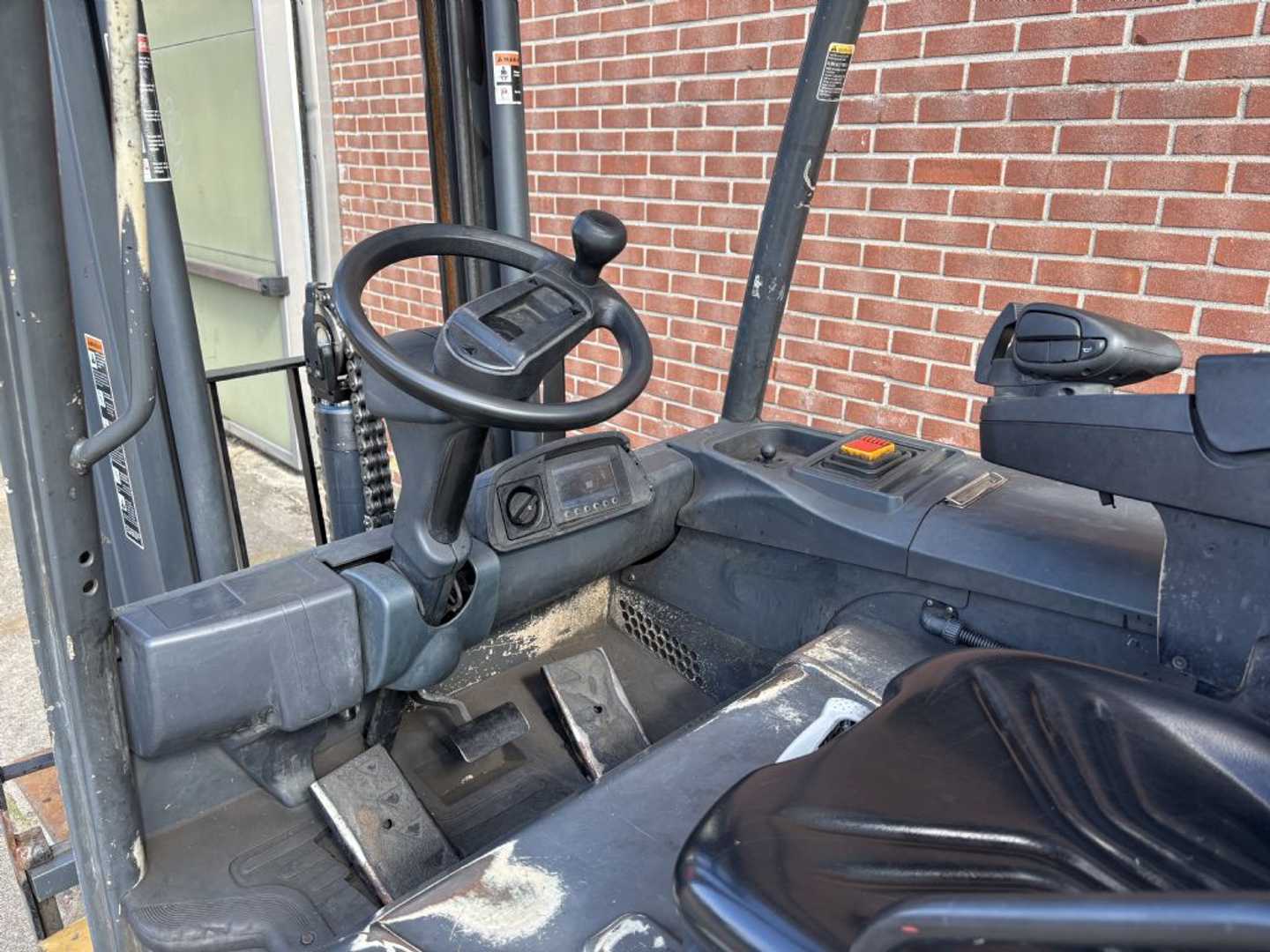 Used Forklift Caterpillar 2EPC5000 4 riteņu dakšu iekrāvējs (Image 8)