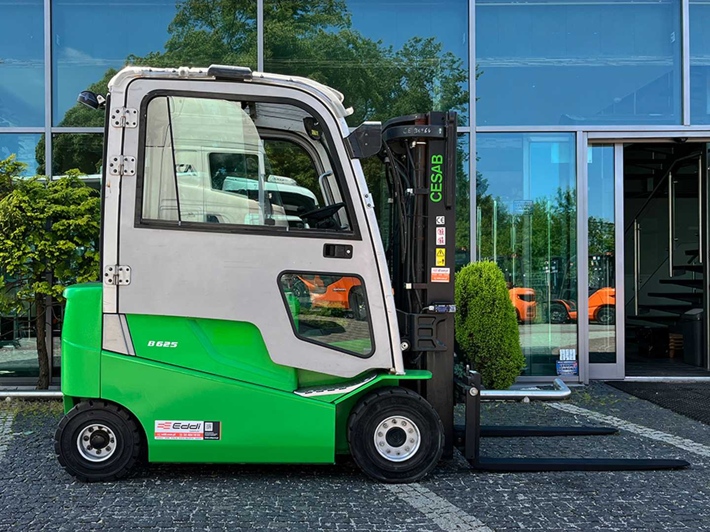 Used Forklift Cesab B625 4 riteņu dakšu iekrāvējs (Image 4) Used Forklift Cesab B625 4 riteņu dakšu iekrāvējs (Image 4)