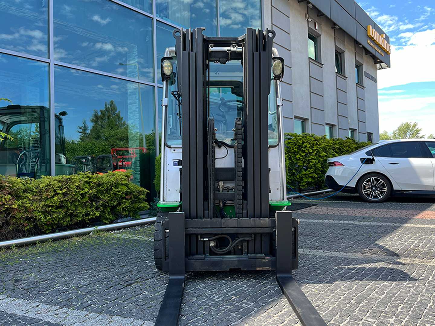 Used Forklift Cesab B625 4 riteņu dakšu iekrāvējs (Image 8) Used Forklift Cesab B625 4 riteņu dakšu iekrāvējs (Image 8)