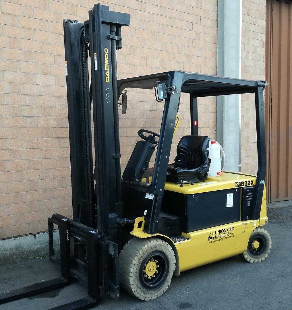 Used Forklift Daewoo B32X 4 riteņu dakšu iekrāvējs (Image 5) Used Forklift Daewoo B32X 4 riteņu dakšu iekrāvējs (Image 5)