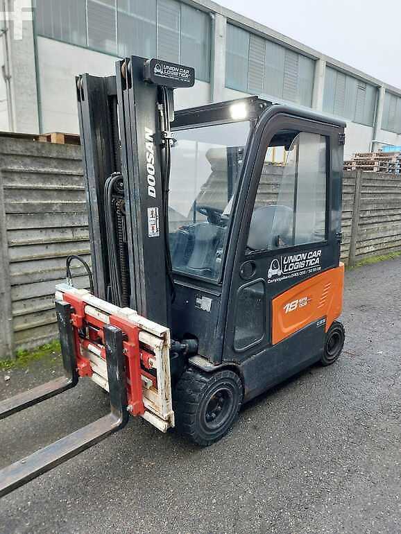 Used Forklift Doosan B18X-7 4 riteņu dakšu iekrāvējs (Image 2) Used Forklift Doosan B18X-7 4 riteņu dakšu iekrāvējs (Image 2)
