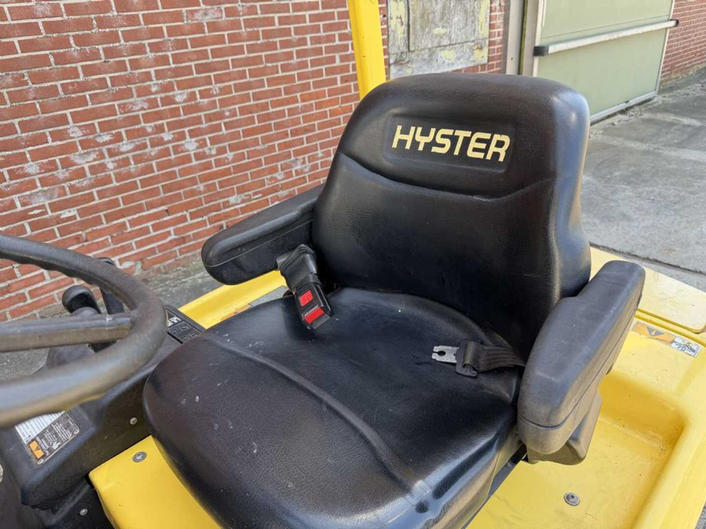 Used Forklift Hyster J1.80XMT 4 riteņu dakšu iekrāvējs (Image 3) Used Forklift Hyster J1.80XMT 4 riteņu dakšu iekrāvējs (Image 3)