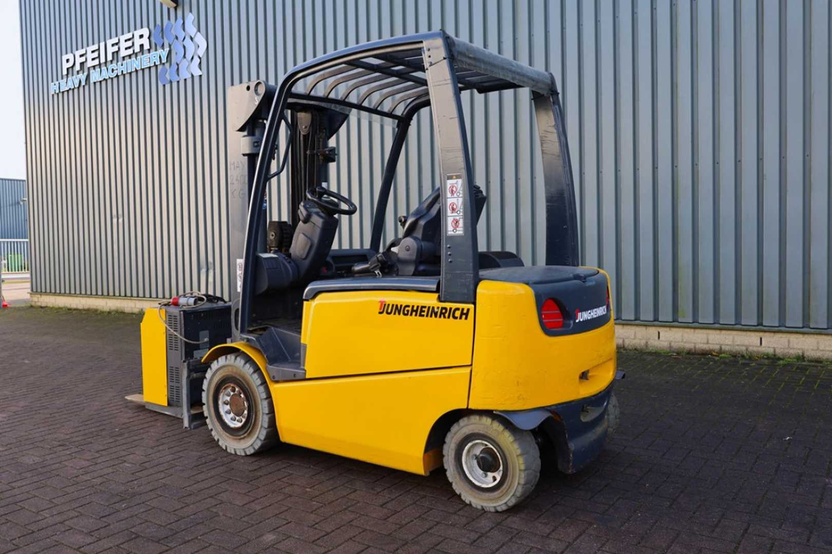 Used Forklift Jungheinrich EFG425K 4 riteņu dakšu iekrāvējs (Image 10)