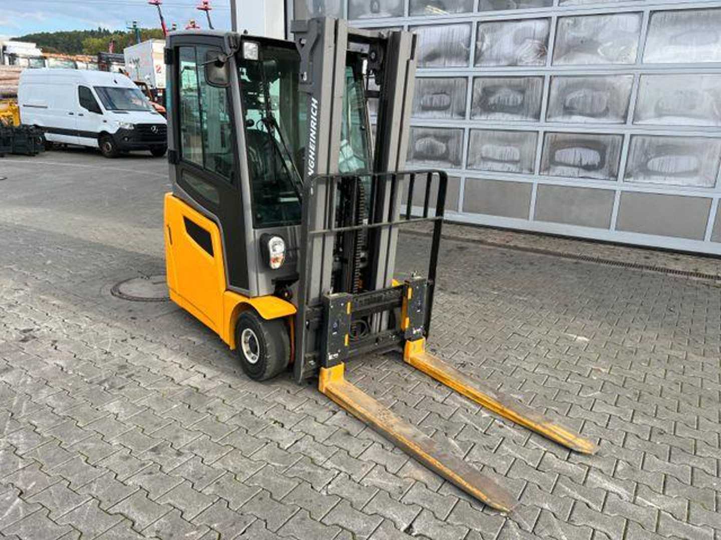Used Forklift Jungheinrich EFG 215 / Triplex: 4.25m! / SS / 4.029h 4 riteņu dakšu iekrāvējs (Image 10) Used Forklift Jungheinrich EFG 215 / Triplex: 4.25m! / SS / 4.029h 4 riteņu dakšu iekrāvējs (Image 10)