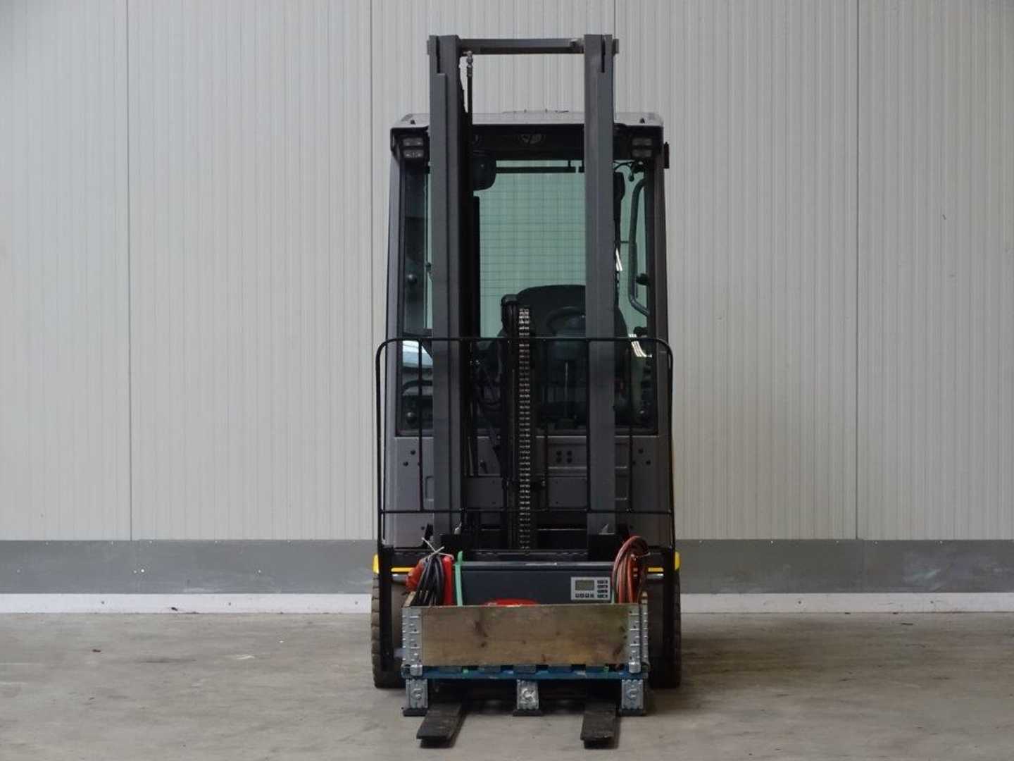 Used Forklift Jungheinrich EFG316 - Batterie 2024 4 riteņu dakšu iekrāvējs (Image 5) Used Forklift Jungheinrich EFG316 - Batterie 2024 4 riteņu dakšu iekrāvējs (Image 5)