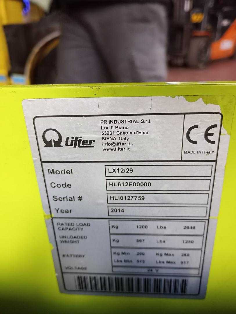 Used Forklift Lifter LX 12/29 4 riteņu dakšu iekrāvējs (Image 5) Used Forklift Lifter LX 12/29 4 riteņu dakšu iekrāvējs (Image 5)