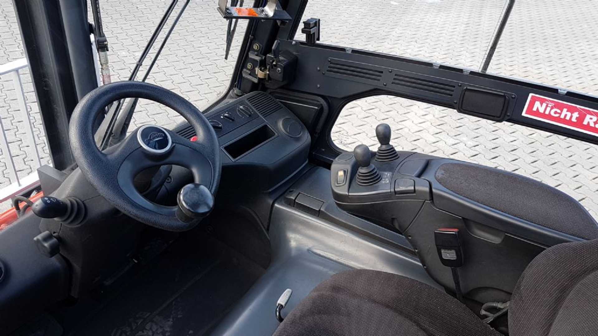 Used Forklift Linde E45H-01/550 4 riteņu dakšu iekrāvējs (Image 10) Used Forklift Linde E45H-01/550 4 riteņu dakšu iekrāvējs (Image 10)