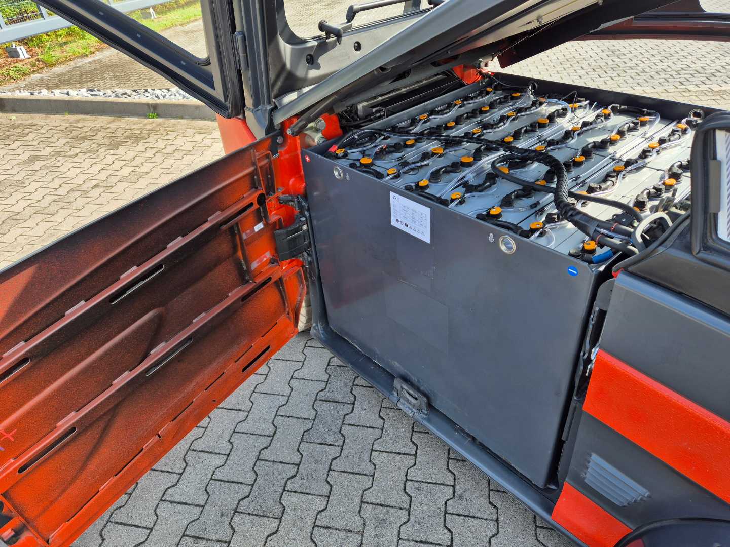 Used Forklift Linde E50HL-01 Batterie - 12.2023 4 riteņu dakšu iekrāvējs (Image 10)