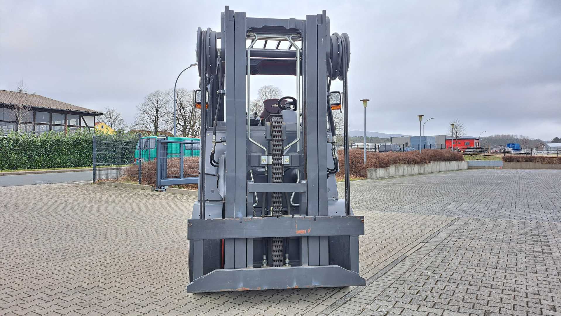 Used Forklift Linde E60 4 riteņu dakšu iekrāvējs (Image 9) Used Forklift Linde E60 4 riteņu dakšu iekrāvējs (Image 9)