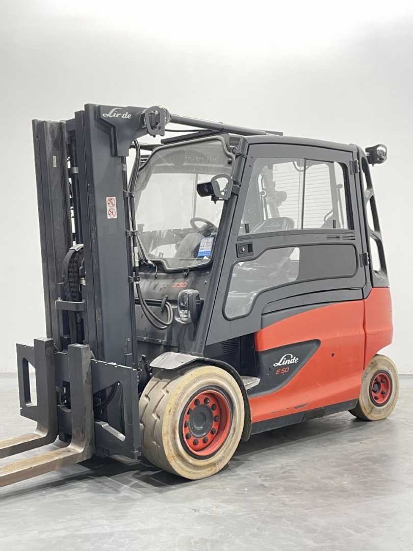 Used Forklift Linde E50L/600-388 4 riteņu dakšu iekrāvējs (Image 1) Used Forklift Linde E50L/600-388 4 riteņu dakšu iekrāvējs (Image 1)