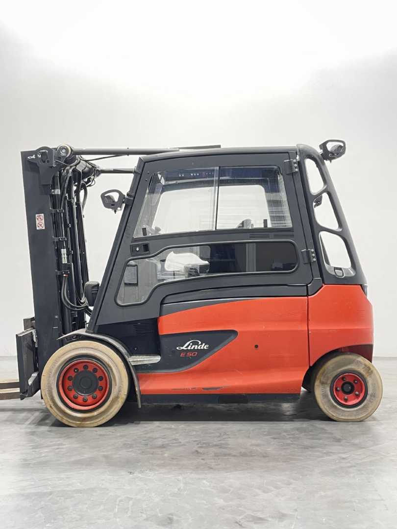 Used Forklift Linde E50L/600-388 4 riteņu dakšu iekrāvējs (Image 4) Used Forklift Linde E50L/600-388 4 riteņu dakšu iekrāvējs (Image 4)