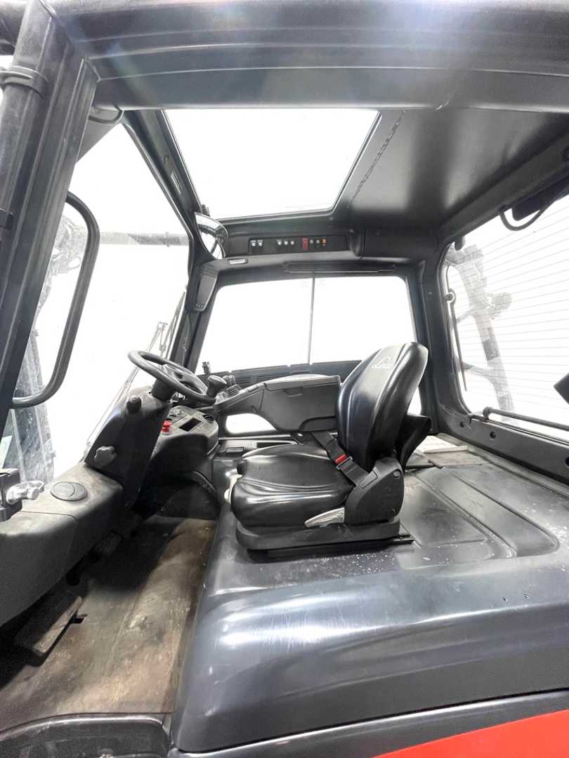 Used Forklift Linde E50L/600-388 4 riteņu dakšu iekrāvējs (Image 7) Used Forklift Linde E50L/600-388 4 riteņu dakšu iekrāvējs (Image 7)